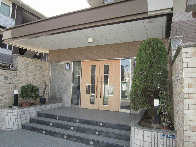 クレアーレ壱番館 エントランス