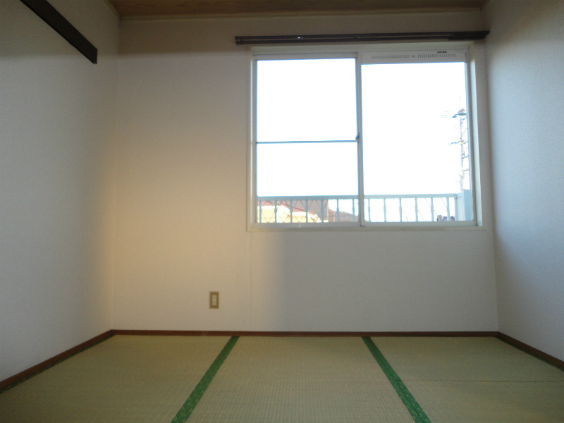 レピュート村山 和室4.5帖