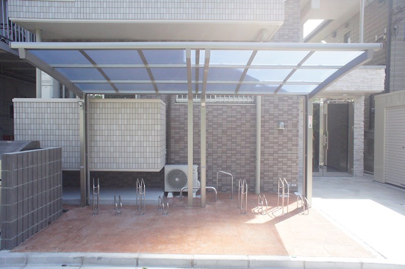 メルヴェーユ津田沼 屋根付き駐輪場