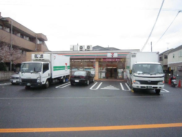 ニューシャルマン コンビ二：ｾﾌﾞﾝ-ｲﾚﾌﾞﾝ東船橋4丁目店　344m