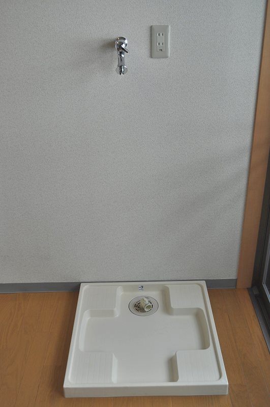 ロイヤルヒルズ 室内洗濯機置き場