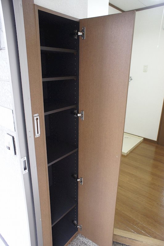 ベストハイツB シューズＢＯＸ付です