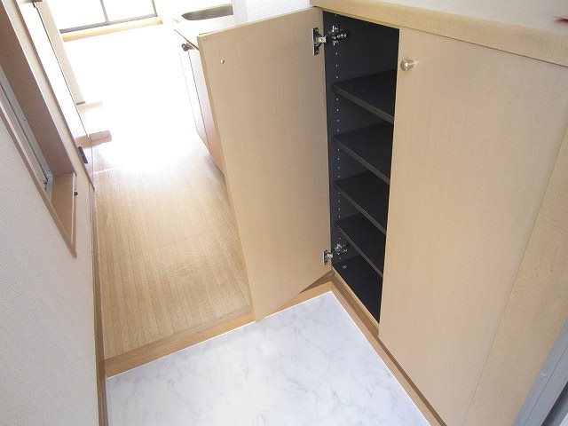 ヴィルドミール シューズBOX付ですっきり玄関