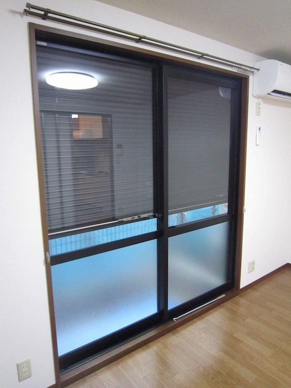 アクアガーデン シャッターついてます