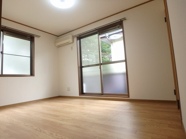 PRENDRE　OHI 居室照明付いてます