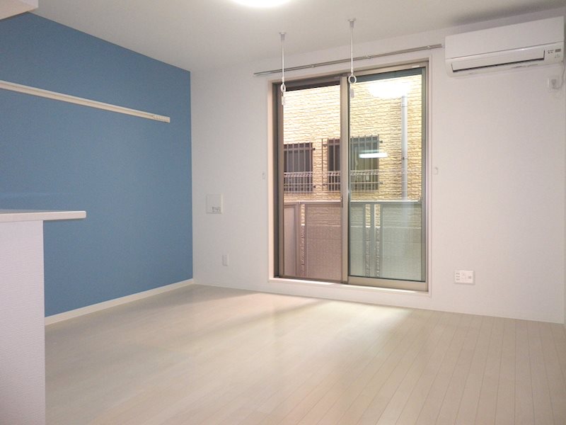 ymm FELICE 壁のワンポイントがオシャレ