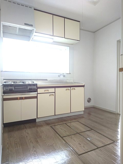 コスモスハウス 窓のある明るいキッチン♪