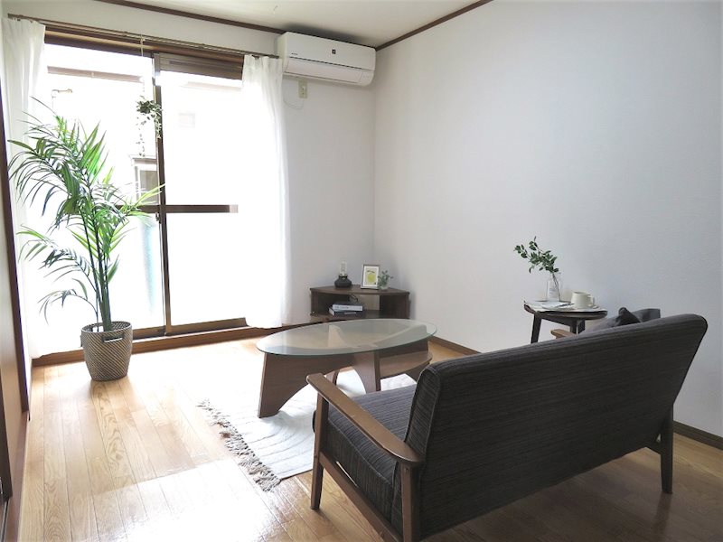 BLUMEN　HAUS (家具はイメージになります)