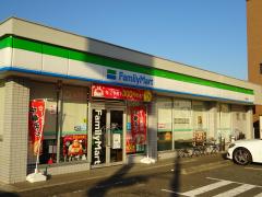 BLUMEN　HAUS コンビ二：ファミリーマート 千葉末広四丁目店　267m