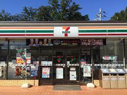 メゾン雅 コンビ二：セブンイレブン千葉都町店　1035m