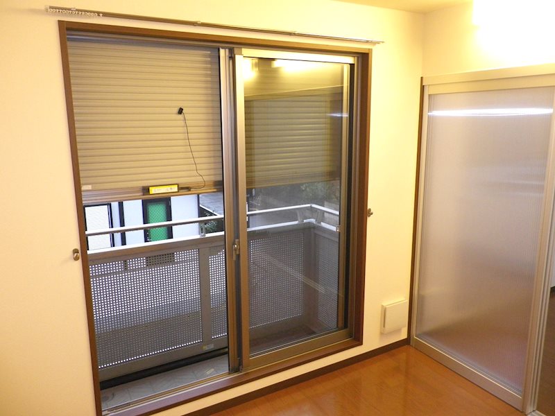 千城レジデンス 防犯シャッター完備
