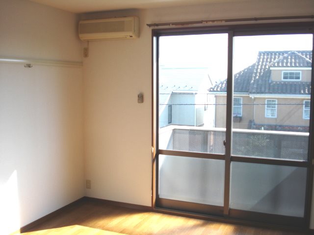 ライズ・コム 南向き（同タイプ別部屋の写真です）