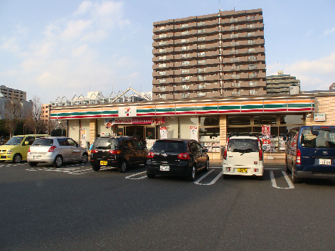 シティハイムチハル コンビ二：セブンイレブン 千葉鎌取駅前店　477m