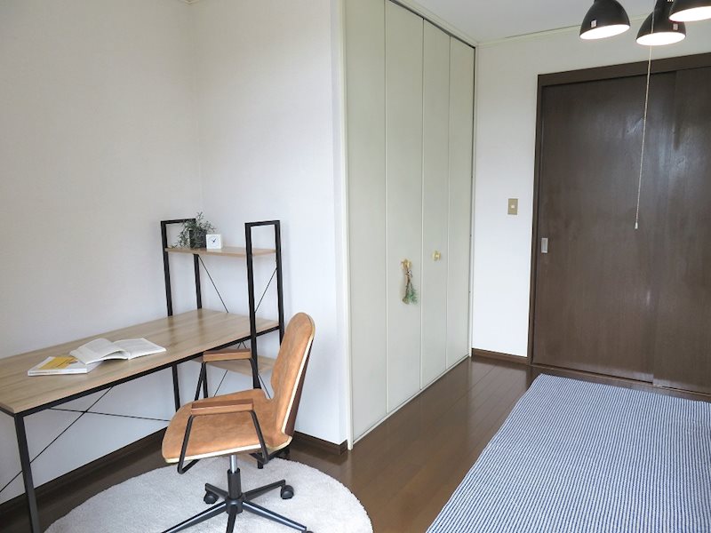 シティハイムチハルⅡ 奥行きのあるクローゼット※家具はイメージになります。