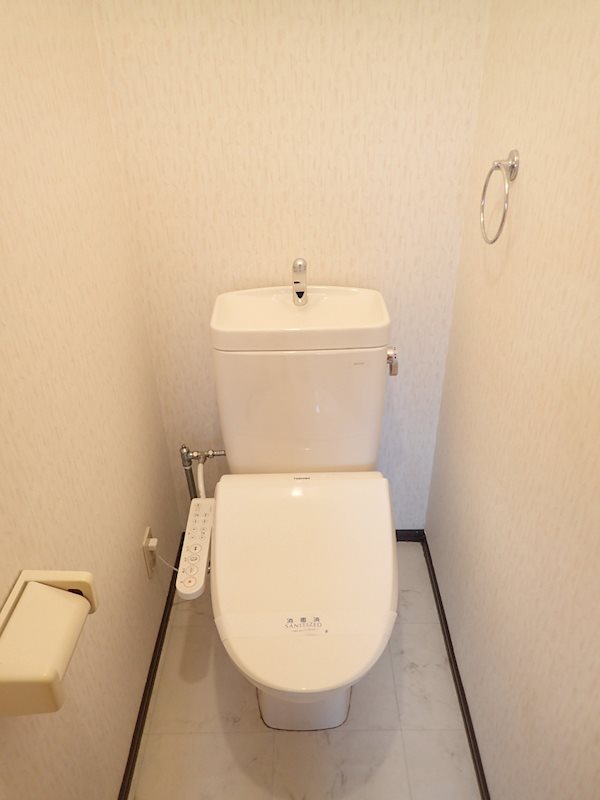 カーサおゆみ野 ウォシュレット付き(写真は同建物の別室のものです)